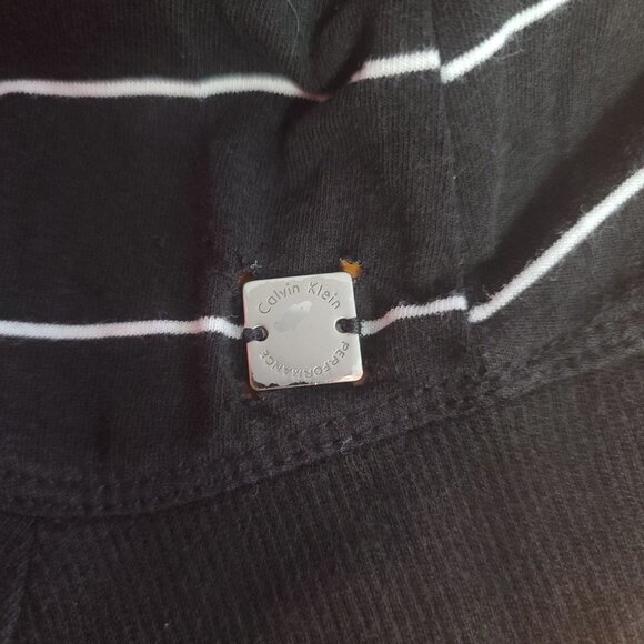 Calvin Klein Black and white womans long shirt, size Medium - Picture 5 of 7